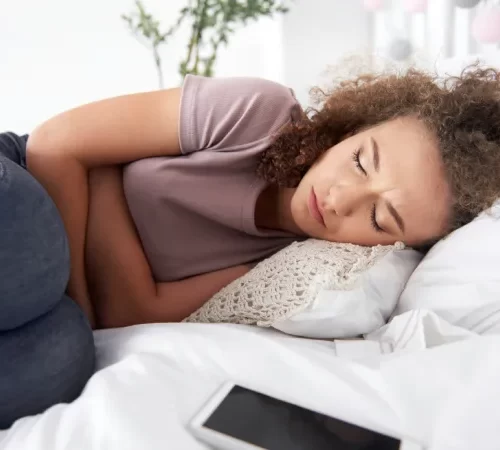 Anormal Uterus Kanaması yaşayan kadın
