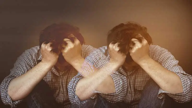 bipolar bozukluk yaşayan adam