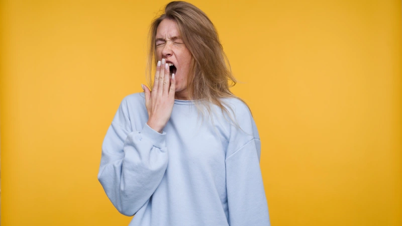 Hipersomnia hastası kadın