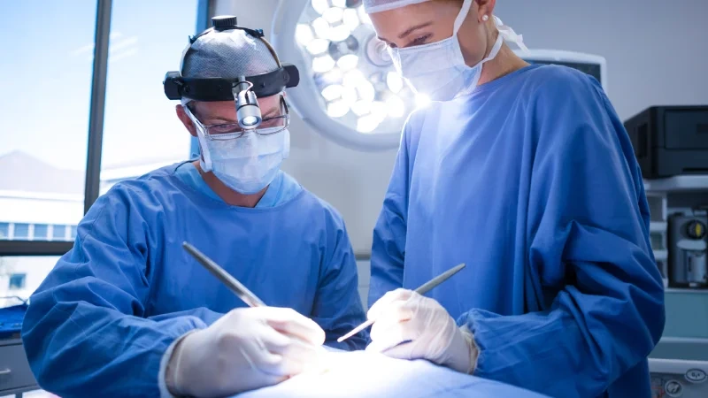 İleal İnterpozisyon Ameliyatı