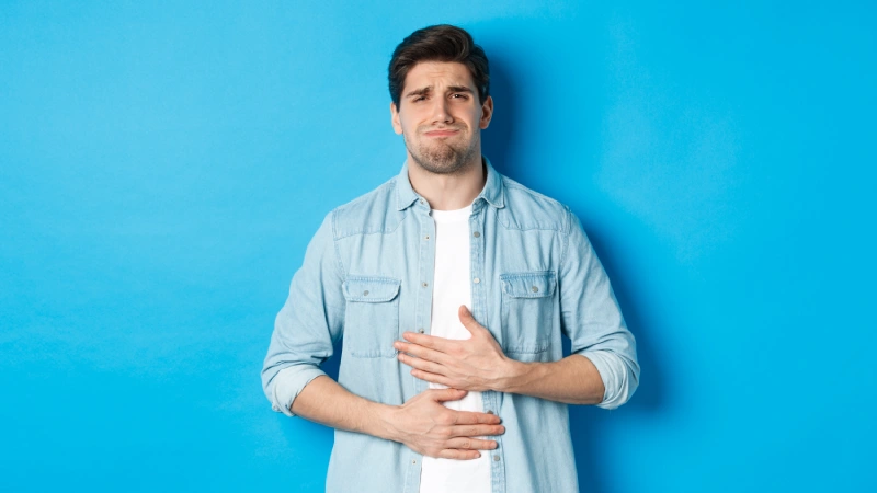 Kabızlık sorunu yaşayan adam