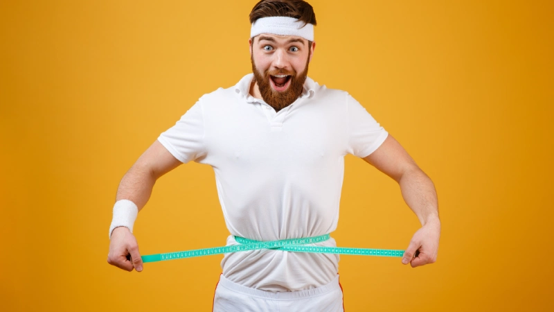 Gastrik bypass ameliyatı olan adam