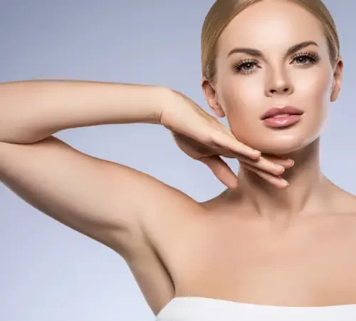 kol germe estetiği yaptırmış kadın kolu