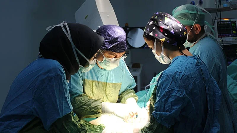 Omuz ameliyatı görüntüsü