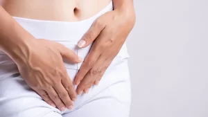 Yumurtalık kisti sorunu yaşayan kadın