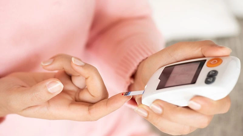 parmaktan diyabet kontrolü
