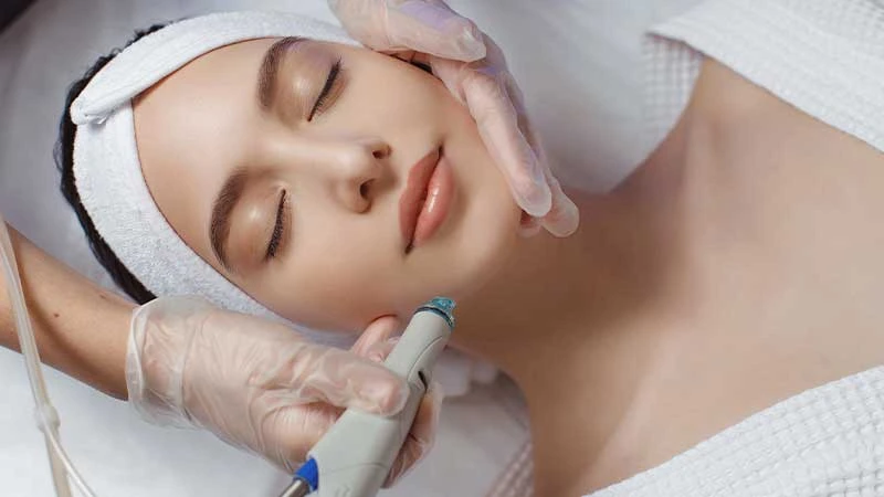 Kozmetik Dermatoloji Uygulaması