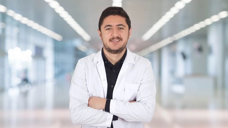 Uzman Doktor Vusal Sadıkhov