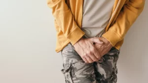 İyi Huylu Prostat Büyümesi (BPH) Sorunu Yaşayan Adam