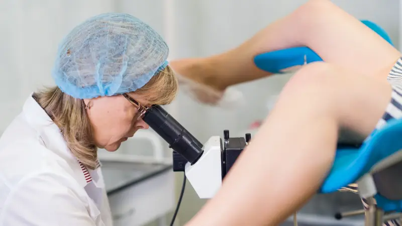 Jinekolog kızlık zarı dikimi operasyonu