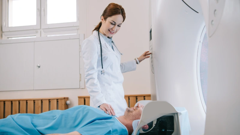 İlaçlı MR çekimi