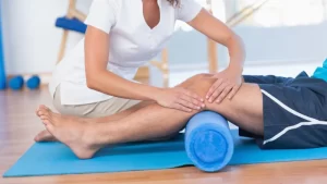 evde fizik tedavi etkili mi fizik tedavi yapılan adam