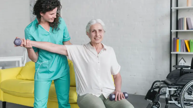 fizik tedavi kaç dakika sürer fizik tedavi yapılan adam