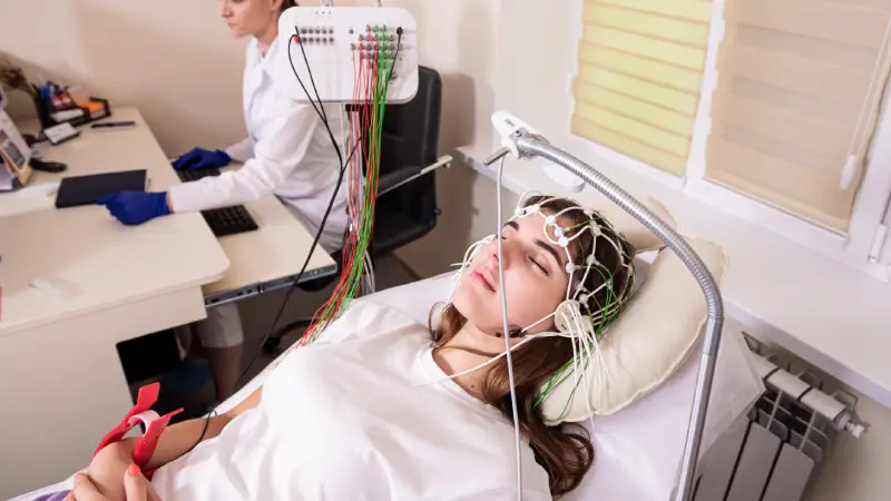 tmu nedir tms tedavisi uygulanan kadın