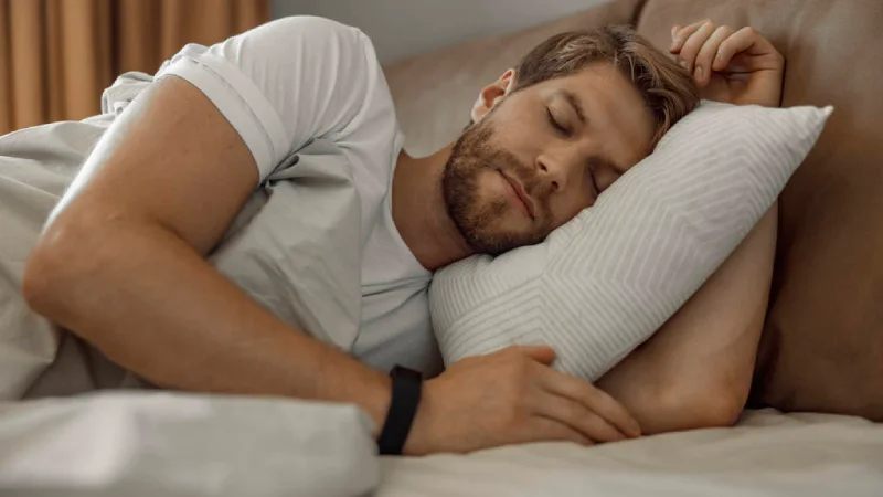 uyku testi nasıl çekilir uyuyan adam