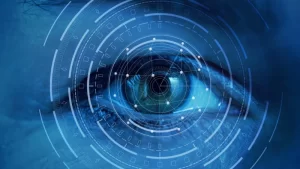 Miyop İlerlemesi- yakın plan göz