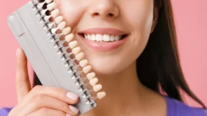 Diş kaplama Fiyatları 2023- diş kaplama seçen kişi