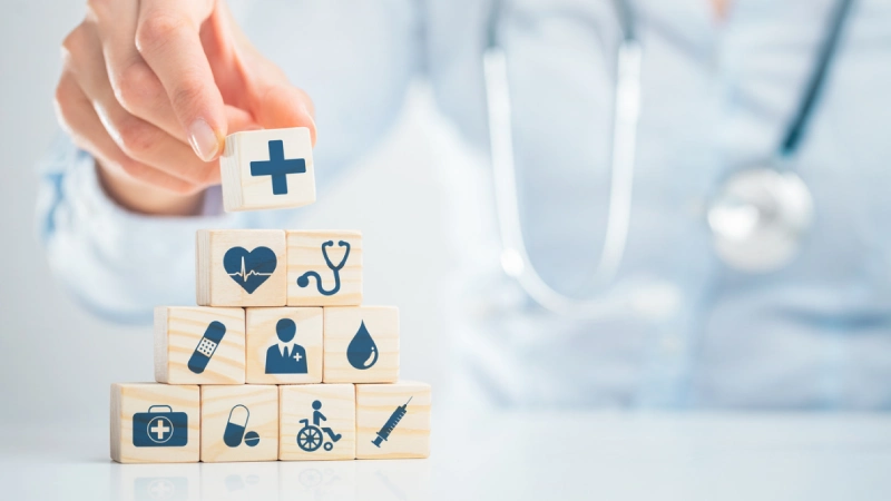 Sağlık Turizmi Uygulamaları- sağlık turizmi doktor odaklı afiş