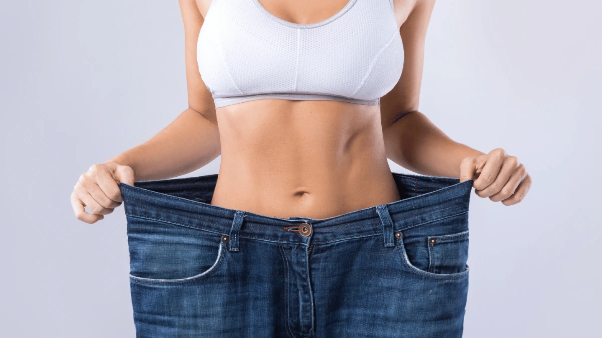 لیپوساکشن یا تامی تاک: کدام روش بهتر است؟