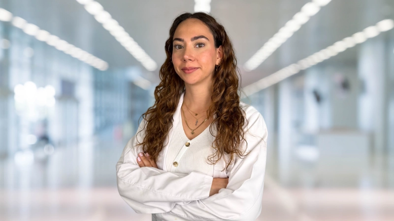 Diş Doktoru Cansu Aksoy