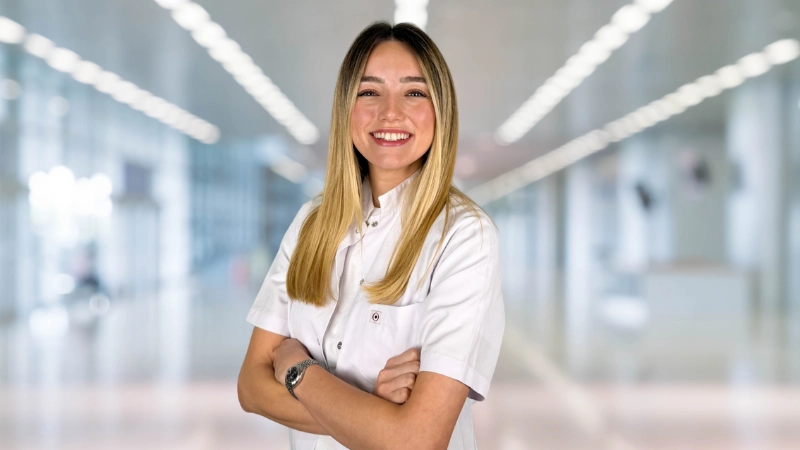 Diş Doktoru Zeynep Yılmaz